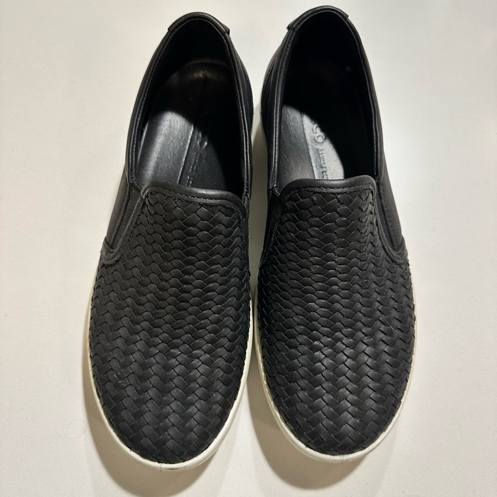 ECCO black slip on sneakers. Size 7